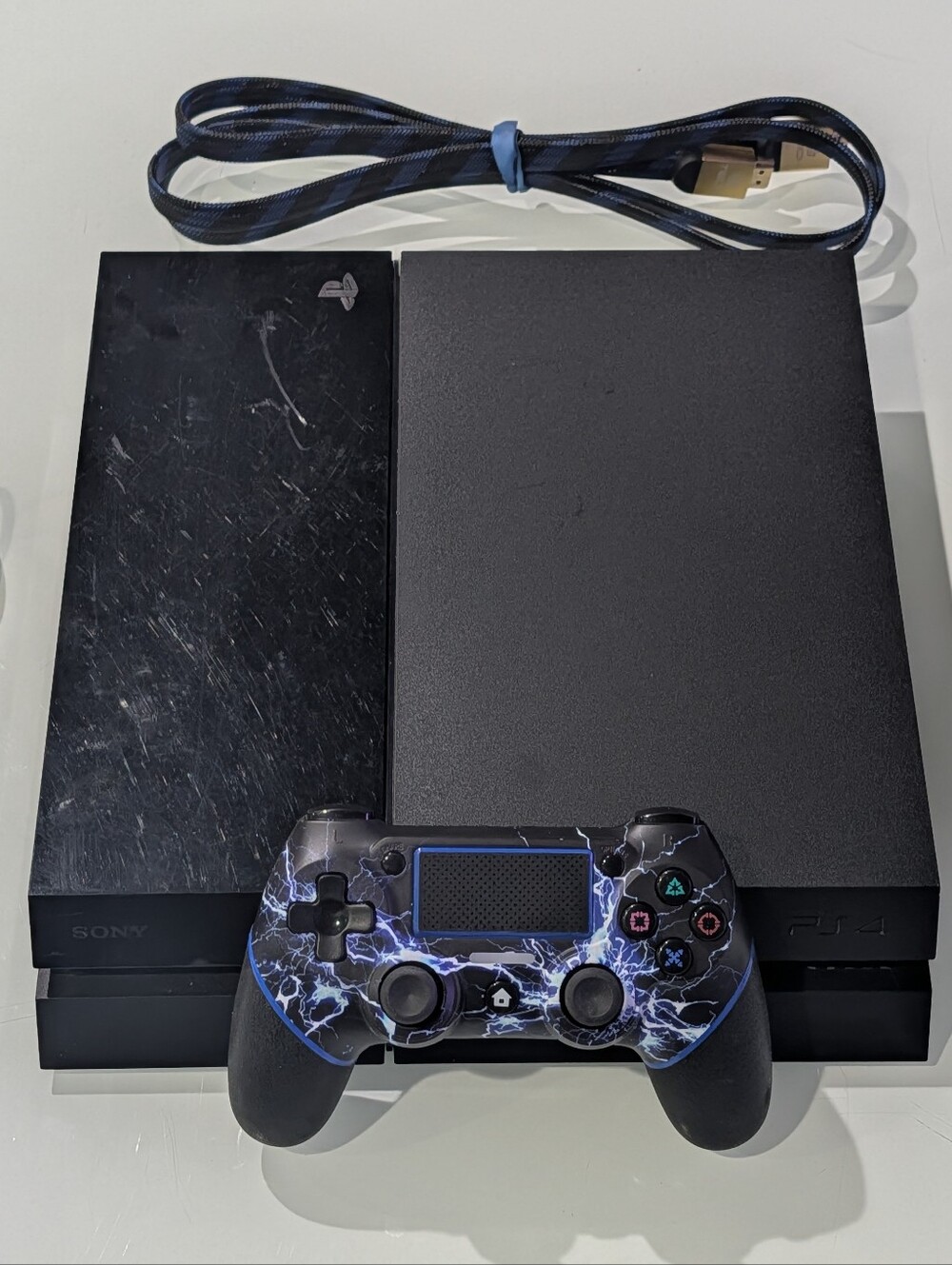 Sony Playstation 4 PS4 500GB Black Console CUH-1001A with Controller & Cords
